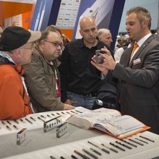 Sehr beliebt sind die geführten Besuchertouren auf der AMB.