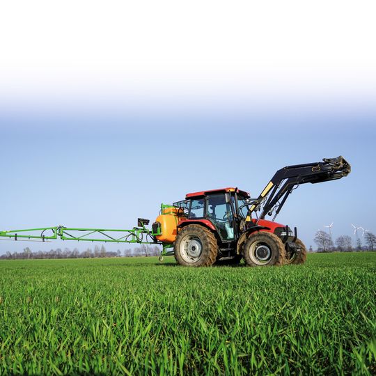 Die jahrelange Anwendung von Pflanzenschutzmitteln (PSM) u.a. in der Landwirtschaft beeinträchtigt auch die Grundwasserressourcen. Die jahrelange Anwendung von Pflanzenschutzmitteln (PSM) u.a. in der Landwirtschaft beeinträchtigt auch die Grundwasserressourcen.