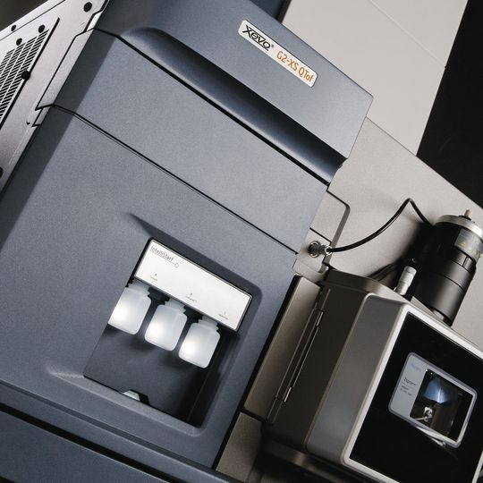 Das neue Xevo G2-XS Q-Tof-System von Waters besitzt eine höhere Empfindlichkeit bei gleichzeitig besserer Massenauflösung als vergleichbare Systeme. Das neue Xevo G2-XS Q-Tof-System von Waters besitzt eine höhere Empfindlichkeit bei gleichzeitig besserer Massenauflösung als vergleichbare Systeme.