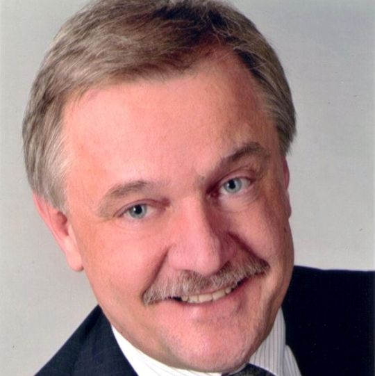 Für Dr. Ralph Föhr, Leiter des Asiengeschäfts bei LAP, ist der asiatische Markt vielversprechend. Für Dr. Ralph Föhr, Leiter des Asiengeschäfts bei LAP, ist der asiatische Markt vielversprechend.