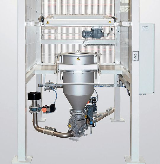 Big-Bag-Aufgabe und -Entleerstation für staubarmes Entleeren von Big Bags mit ergonomischer Einhandbedienung und integrierten Kran