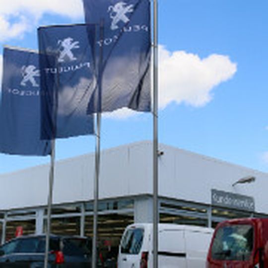Peugeot hat seinen Standort in Bremen an die Auto Domicil Gruppe verkauft.