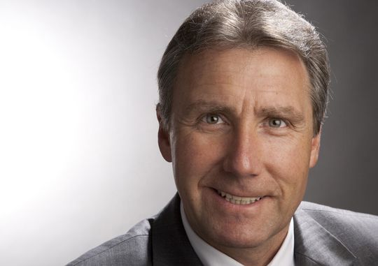 Benedikt Brenner: Vertriebsleiter und zuständig für technisches Marketing/Applikation bei SIMOS