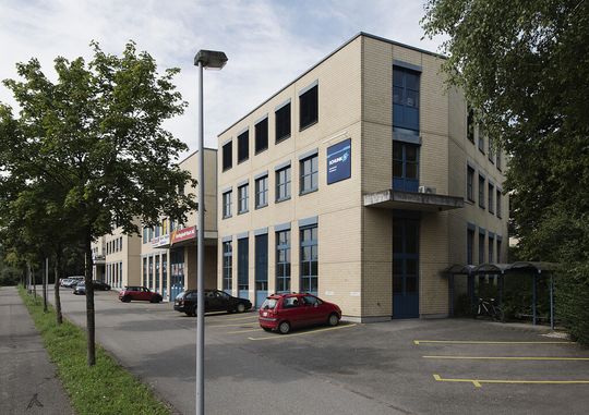 Das Bürogebäude der Schunk Intec AG in Effretikon. Das Bürogebäude der Schunk Intec AG in Effretikon.
