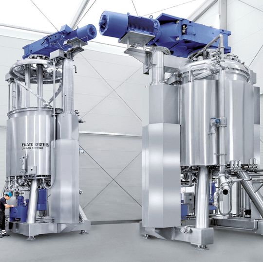 Nord-Industriegetriebe mit bis zu 242.000 Nm Abtriebsdrehmoment eignen sich für Anwendungen im großen Maßstab.