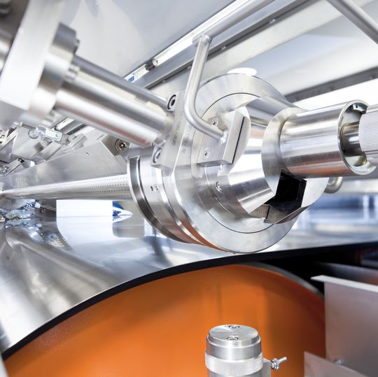 Prädestiniert für die chemische Industrie – der Rotoform 4G. Prädestiniert für die chemische Industrie – der Rotoform 4G.