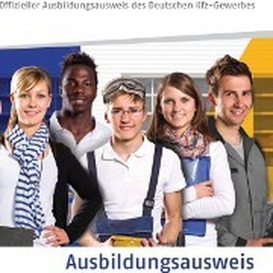 Der Ausbildungsausweis bietet Azubis im Kfz-Gewerbe viele Vorteile.