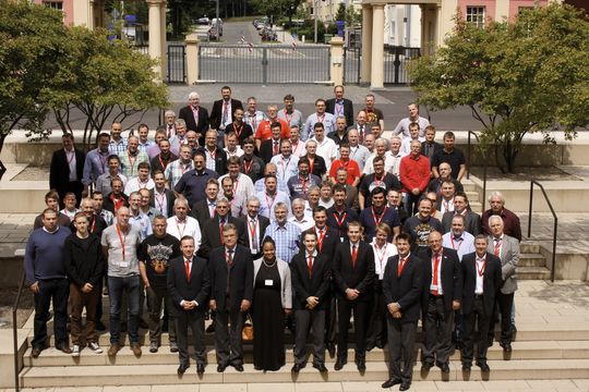 Die Vorträge konzentrierten sich auf Weiterentwicklungen der Technologien, deren Auslegungen sowie dementsprechende Wartungs- und Prüfkonzepte. Die Vorträge konzentrierten sich auf Weiterentwicklungen der Technologien, deren Auslegungen sowie dementsprechende Wartungs- und Prüfkonzepte.