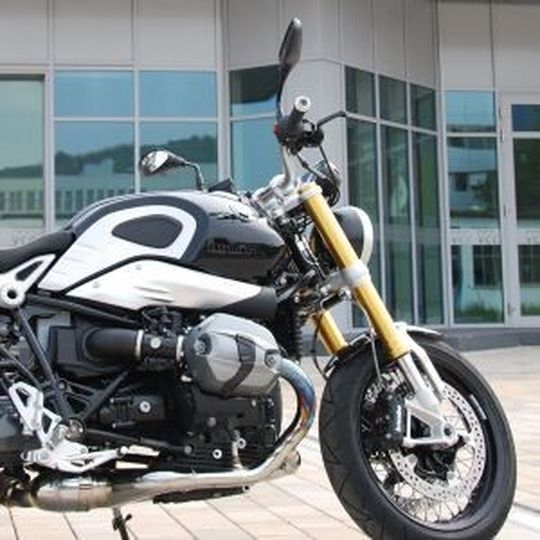 Platz 14 der aktuellen Neuzulassungsstatisik: BMW R nine-T (1.126 Einheiten). Platz 14 der aktuellen Neuzulassungsstatisik: BMW R nine-T (1.126 Einheiten).