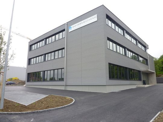 Das neue überbetriebliche Kurszentrum (üK) in Münchenbuchsee ist eröffnet. Das neue überbetriebliche Kurszentrum (üK) in Münchenbuchsee ist eröffnet.