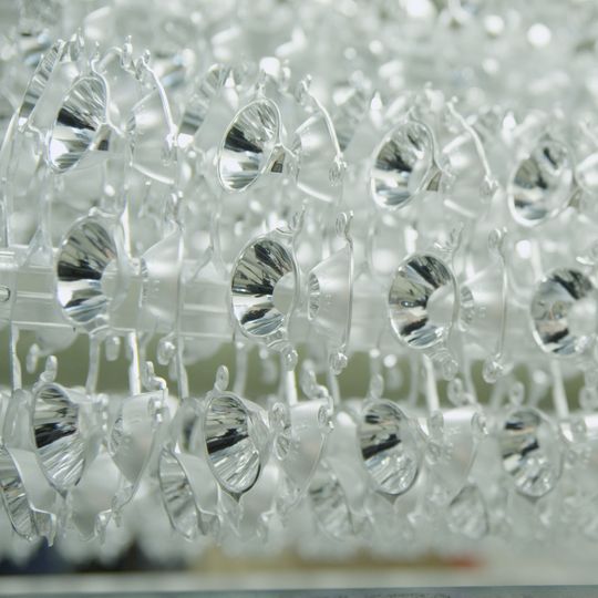Nanogate hat den Oberflächen-Spezialisten Vogler komplett übernommen und baut damit seine Marktposition deutlich aus. Nanogate hat den Oberflächen-Spezialisten Vogler komplett übernommen und baut damit seine Marktposition deutlich aus.