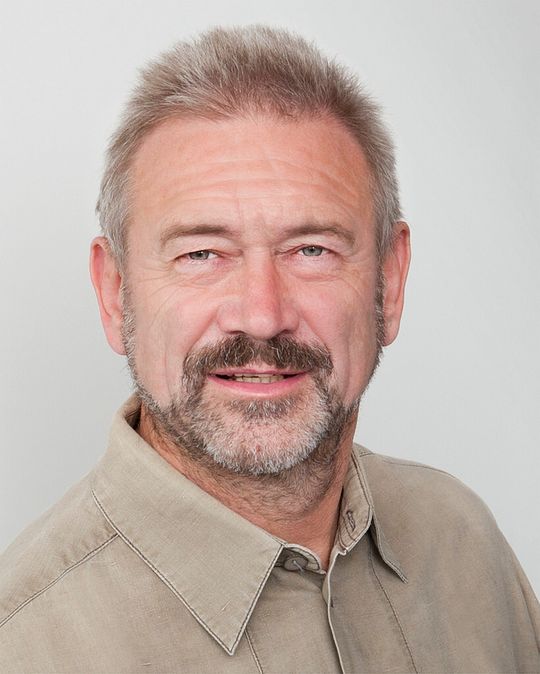 Hans-Juergen Smith: „Wir stellen eine Symbiose zwischen Medizintechnik, Klinik und pharmakologischer Betreuung her.“ Hans-Juergen Smith: „Wir stellen eine Symbiose zwischen Medizintechnik, Klinik und pharmakologischer Betreuung her.“