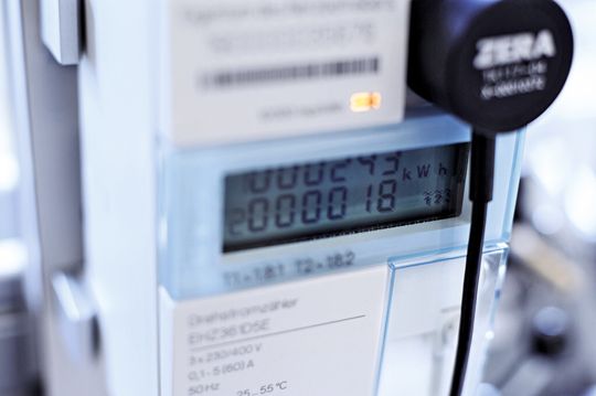 Intelligente Mess-Systeme: In den kommenden Jahren müssen in Deutschland im Zuge des novellierten Energiewirtschaftsgesetzes mehr als 40 Mio. intelligente Zähler und Mess-Systeme installiert werden. Intelligente Mess-Systeme: In den kommenden Jahren müssen in Deutschland im Zuge des novellierten Energiewirtschaftsgesetzes mehr als 40 Mio. intelligente Zähler und Mess-Systeme installiert werden.