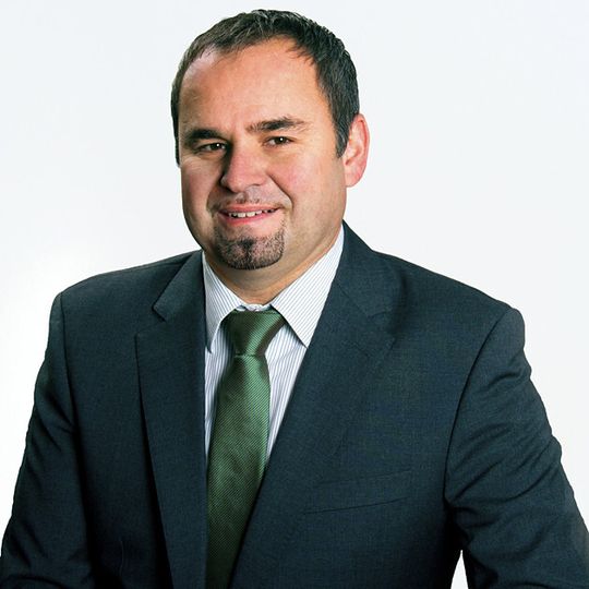 „Ein wichtiges Ziel ist, die Auslastung des Standorts Wieselburg in den nächsten Jahren sicherzustellen“, erklärt der Diplom-Ingenieur (FH) Wolfgang Muhri. „Ein wichtiges Ziel ist, die Auslastung des Standorts Wieselburg in den nächsten Jahren sicherzustellen“, erklärt der Diplom-Ingenieur (FH) Wolfgang Muhri.