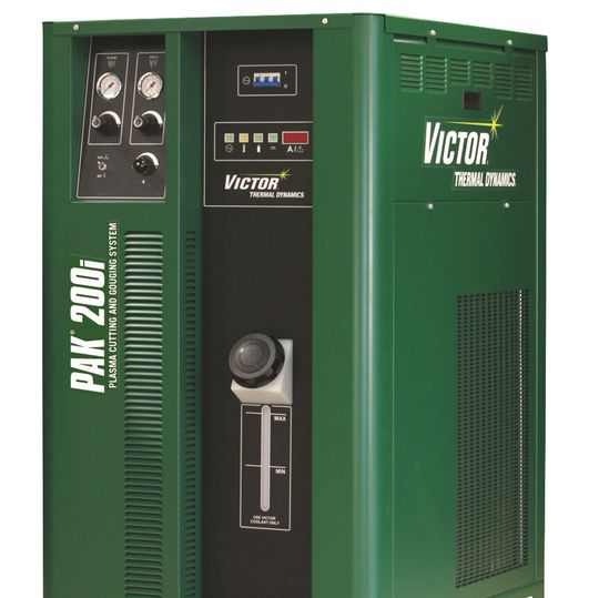 Der PAK-200i ist für anspruchsvolle manuelle Plasmaschneid- und Fugenhobel-Anwendungen konstruiert.