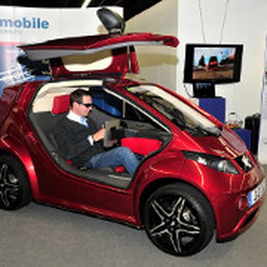 Viele der auf der Automechanika gezeigten E-Mobile machten einen ausgereiften Eindruck. Viele der auf der Automechanika gezeigten E-Mobile machten einen ausgereiften Eindruck.