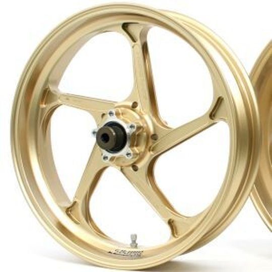 Das Aluminium/Magnesium-Schmiederad von Gilles Tooling ist für 2.499 Euro ab sofort erhältlich. Das Aluminium/Magnesium-Schmiederad von Gilles Tooling ist für 2.499 Euro ab sofort erhältlich.