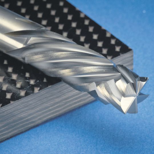 Bild 1: Ob unbeschichtet oder mit der spezieller Diamantbeschichtung ausgerüstet – die HM-Kompressionsfräser der Serie CCR sind optimal zum Bearbeiten von Verbundwerkstoffen ausgelegt. Bild 1: Ob unbeschichtet oder mit der spezieller Diamantbeschichtung ausgerüstet – die HM-Kompressionsfräser der Serie CCR sind optimal zum Bearbeiten von Verbundwerkstoffen ausgelegt.