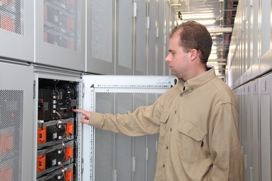 32 MWh: Tehachapi Energy Storage Project 32 MWh: Tehachapi Energy Storage Project