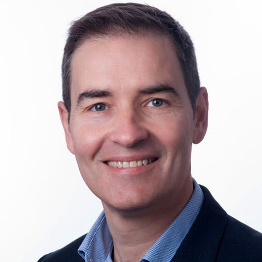 Pierre Labat hat die Leitung des Geschäftsbereichs Automotive bei Novelis übernommen. Pierre Labat hat die Leitung des Geschäftsbereichs Automotive bei Novelis übernommen.
