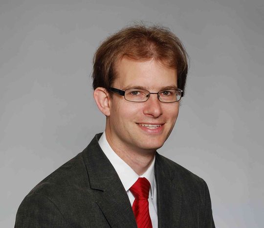 Christian Ott, Leiter Produktmanagement Vision, Sensopart Industriesensorik: „Unser Visor kann mehrere Teile gleichzeitig in einem Bild begutachten. Dabei verfügt er als einziger Vision-Sensor auf dem Markt über die Funktion der Bauch-/Rückenlagenerkennung. Christian Ott, Leiter Produktmanagement Vision, Sensopart Industriesensorik: „Unser Visor kann mehrere Teile gleichzeitig in einem Bild begutachten. Dabei verfügt er als einziger Vision-Sensor auf dem Markt über die Funktion der Bauch-/Rückenlagenerkennung.