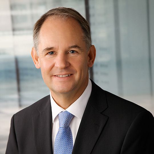 Dr. Thorsten Nottebaum wird ab dem 1.Oktober seinen neuen Posten als Executive Vice President Product Development bei Kiekert antreten. Dr. Thorsten Nottebaum wird ab dem 1.Oktober seinen neuen Posten als Executive Vice President Product Development bei Kiekert antreten.