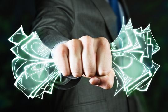 Es muss nicht immer ein fremder Kapitalgeber sein. Auch Gesellschafter können ihr Unternehmen mit zusätzlichem Geld versorgen.