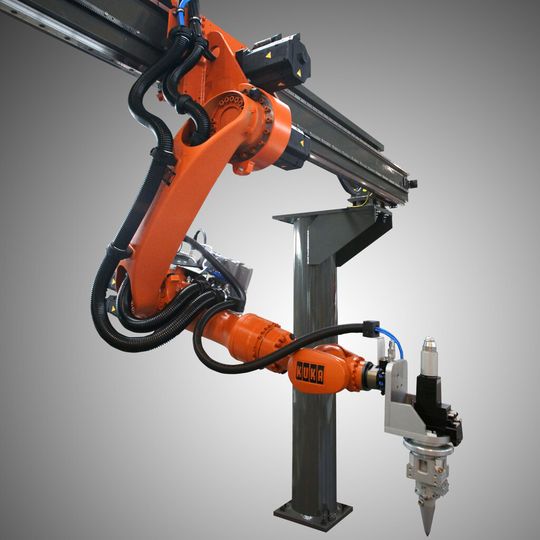 Der Jet-Roboter ist ein Gemeinschaftsprodukt aus Mechaniken von Reis und Kuka. Der Jet-Roboter ist ein Gemeinschaftsprodukt aus Mechaniken von Reis und Kuka.