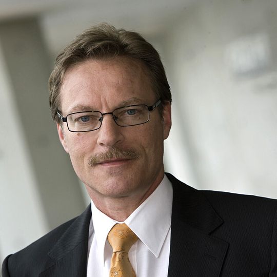 Rainer Schmückle wird zum 17. November 2014 neuer Chief Executive Officer bei der MAG IAS GmbH. Rainer Schmückle wird zum 17. November 2014 neuer Chief Executive Officer bei der MAG IAS GmbH.