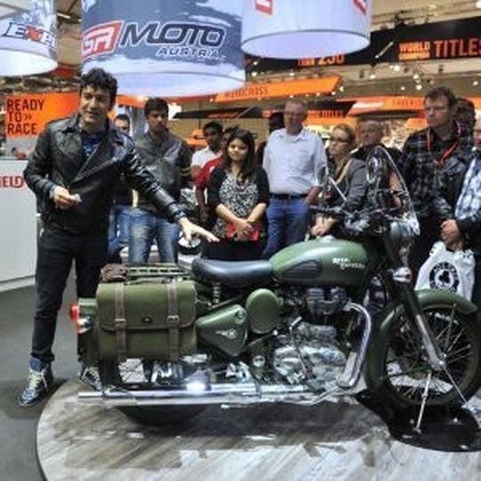 Siddhartha Lal, Chef von Royal Enfield, bei der Pressekonferenz auf der Intermot 2014 in Köln. Siddhartha Lal, Chef von Royal Enfield, bei der Pressekonferenz auf der Intermot 2014 in Köln.