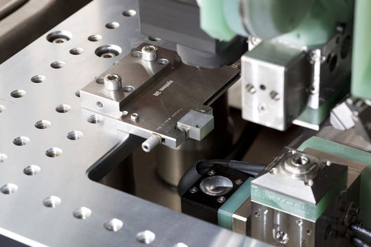 L’Unité de Vision Intégrée (IVU Advance) de GF Machining Solutions remporte le prestigieux prix Micron d’Or (Golden Micron) au salon professionnel Micronora de septembre 2014 àBesançon. L’Unité de Vision Intégrée (IVU Advance) de GF Machining Solutions remporte le prestigieux prix Micron d’Or (Golden Micron) au salon professionnel Micronora de septembre 2014 àBesançon.