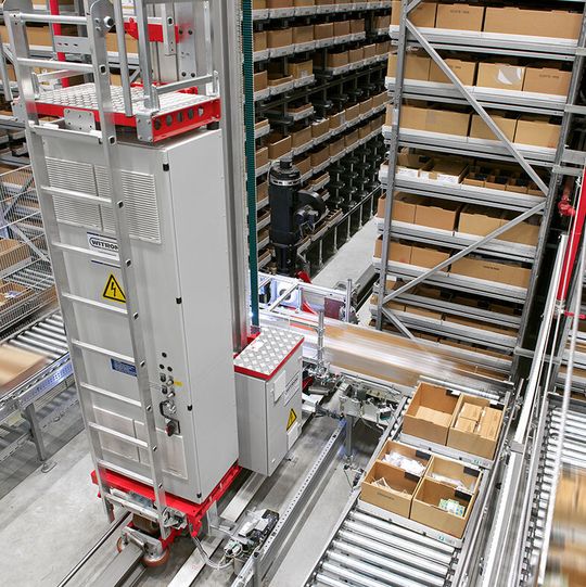 Leistungsstarke Fördertechnik-Komponenten sind Witron zufolge eine Grundvoraussetzung im E-Commerce. Leistungsstarke Fördertechnik-Komponenten sind Witron zufolge eine Grundvoraussetzung im E-Commerce.