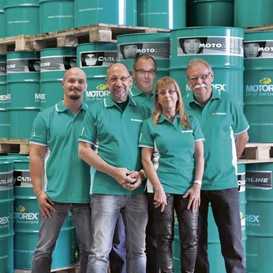 Motorex expandiert: Die Truppe der ersten deutschen Niederlassung in Arnsberg. Motorex expandiert: Die Truppe der ersten deutschen Niederlassung in Arnsberg.