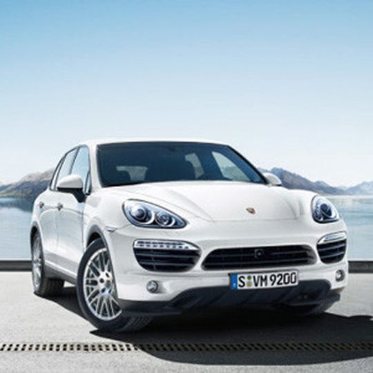 Porsche Cayenne Plug-In-Hybrid: Den Zuffenhausener Sport-SUV gibt es jetzt auch mit Kabelanschluss.
