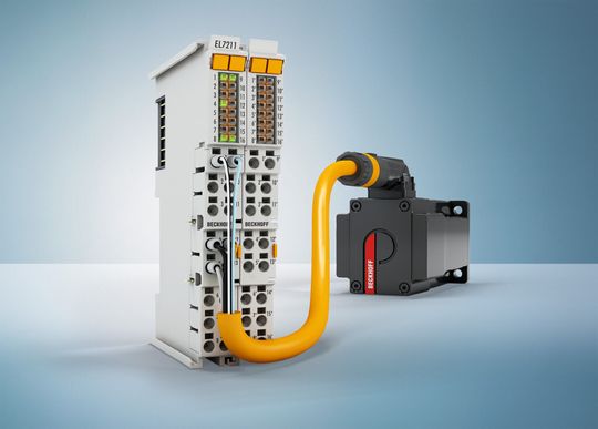 Bild: Die neue Servomotorklemme EL7211 eignet sich für Servomotoren bis 4,5 ARMS und unterstützt in der Variante EL7211-0010 auch die Material- und Inbetriebnahmekosten sparende OCT-Anschlusstechnik. Bild: Die neue Servomotorklemme EL7211 eignet sich für Servomotoren bis 4,5 ARMS und unterstützt in der Variante EL7211-0010 auch die Material- und Inbetriebnahmekosten sparende OCT-Anschlusstechnik.