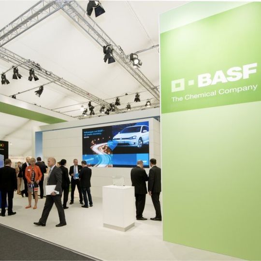 BASF präsentiert ihre Chemie-Innovationen auf der IZB 2014 in Wolfsburg. BASF präsentiert ihre Chemie-Innovationen auf der IZB 2014 in Wolfsburg.