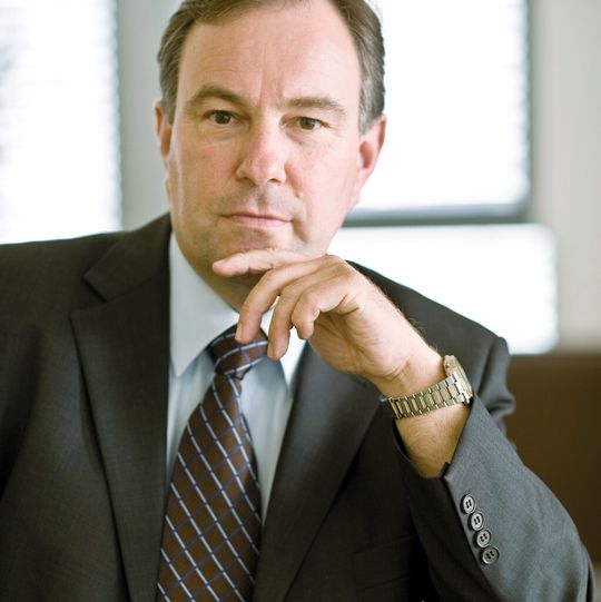 Ulrich Meyhöfer, Consultant bei dem ERP-Spezialisten für Variantensoftware VLEXsoftware+consulting GmbH: «Vertrieb, Konstruktion, Fertigung sowie das Controlling müssen optimal aufeinander abgestimmt werden.» Ulrich Meyhöfer, Consultant bei dem ERP-Spezialisten für Variantensoftware VLEXsoftware+consulting GmbH: «Vertrieb, Konstruktion, Fertigung sowie das Controlling müssen optimal aufeinander abgestimmt werden.»