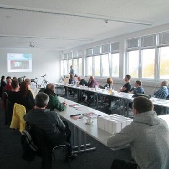 Höchste Konzentration unter den 120 Fachhändlern bei der Schulung von Cycle Union. Höchste Konzentration unter den 120 Fachhändlern bei der Schulung von Cycle Union.