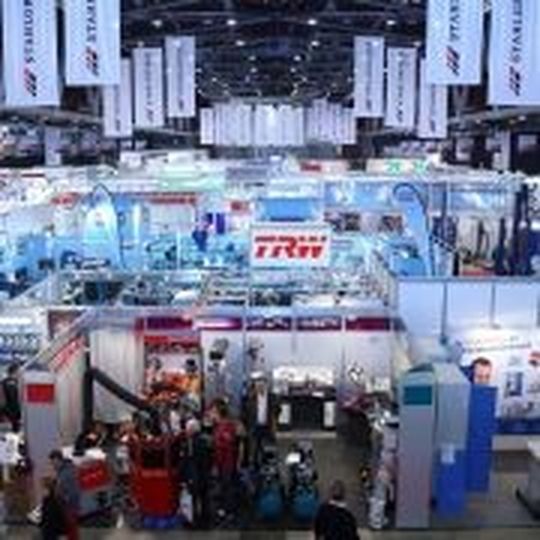 Auch in Chemnitz nutzen viele Betriebe die Chance zur Information vor Ort.