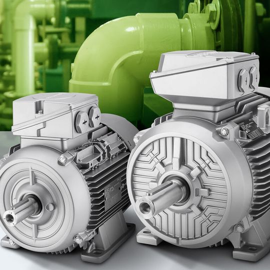 Die Simotics-Standardmotoren der Reihen Simotics GP und Simotics SD sind in der höchsten definierten Motoreffizienzlasse IE4 erhältlich. Sie ermöglichen eine hohe Energieeinsparungen, insbesondere bei Pumpen, Lüftern und Kompressoren-Anwendungen. Die Simotics-Standardmotoren der Reihen Simotics GP und Simotics SD sind in der höchsten definierten Motoreffizienzlasse IE4 erhältlich. Sie ermöglichen eine hohe Energieeinsparungen, insbesondere bei Pumpen, Lüftern und Kompressoren-Anwendungen.