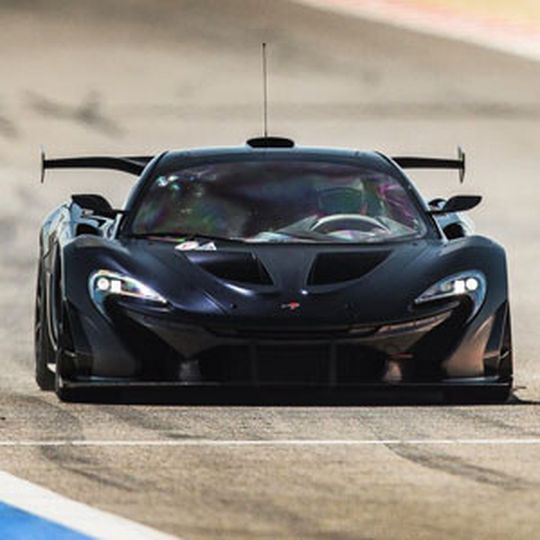 Exklusiv: Der Hybrid-Bolide McLaren P1 GTR wird nur 30 Mal gebaut. Exklusiv: Der Hybrid-Bolide McLaren P1 GTR wird nur 30 Mal gebaut.