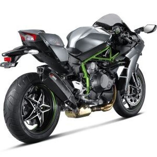 Ein Team: Die Kawasaki Ninja H2 mit dem Slip-on-Auspuffsystem von Akrapovič. Ein Team: Die Kawasaki Ninja H2 mit dem Slip-on-Auspuffsystem von Akrapovič.