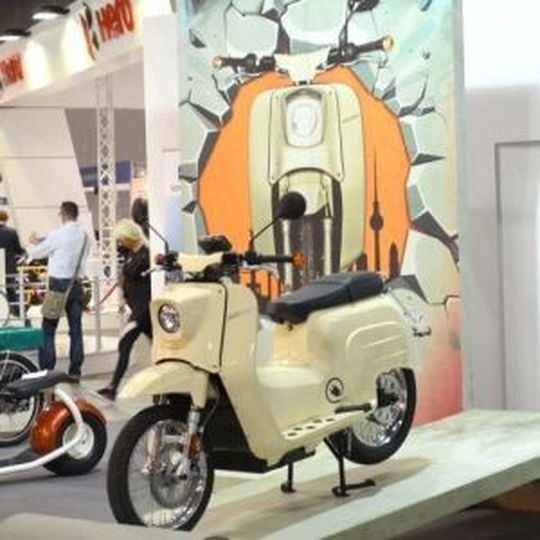 Govecs auf der Eicma: Neuheiten im Dreierpack. Govecs auf der Eicma: Neuheiten im Dreierpack.
