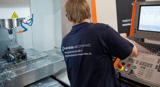 Die Umfrage von Swissmechanic bei seinen Mitgliederfirmen zeigt, dass die Auftragseingänge im 3. Quartal 2014 zurückgegangen sind. Die Umfrage von Swissmechanic bei seinen Mitgliederfirmen zeigt, dass die Auftragseingänge im 3. Quartal 2014 zurückgegangen sind.