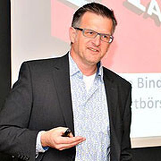 Georg Hensch gehörte zur Refernten-Riege der Herbstakademie auf Sylt.