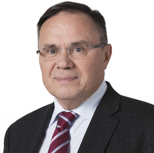 „Wir freuen uns, die Verbandsarbeit aufzunehmen. Gemeinsam mit anderen Institutionen der gemeinsamen Selbstverwaltung und der Politik möchten wir die Ausübung der Labordiagnostik aktiv und nachhaltig mitgestalten, sodass Deutschland heute und auch in Zukunft über Versorgungsleistungen der Spitzenklasse verfügen kann“, sagt der ALM-Vorstandsvorsitzende Dr. Schmidt anlässlich der Gründung des ALM e.V. „Wir freuen uns, die Verbandsarbeit aufzunehmen. Gemeinsam mit anderen Institutionen der gemeinsamen Selbstverwaltung und der Politik möchten wir die Ausübung der Labordiagnostik aktiv und nachhaltig mitgestalten, sodass Deutschland heute und auch in Zukunft über Versorgungsleistungen der Spitzenklasse verfügen kann“, sagt der ALM-Vorstandsvorsitzende Dr. Schmidt anlässlich der Gründung des ALM e.V.