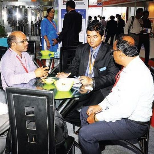 Business discussions held between visitors and exhibitors Business discussions held between visitors and exhibitors