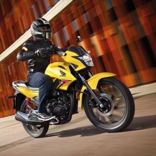 Neues Naked-Bike für die Einsteigerklasse: Die Honda CB 125 F. Neues Naked-Bike für die Einsteigerklasse: Die Honda CB 125 F.