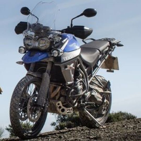 Hoffnungsträger für die Triumph-Händler: die neue Tiger 800 X. Hoffnungsträger für die Triumph-Händler: die neue Tiger 800 X.