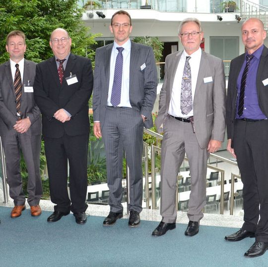 Blicken zufrieden auf den Technologietag zurück (von links nach rechts): Heiko Hofmann (SPEA), Dr. Johannes Adam (ADAM Research), Marco Balling (productware), Herbert Schmid (productware), Matthias Hunkel (productware).